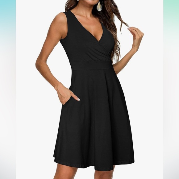 Dresses & Skirts - Wrap V-Neck Sleeveless Flared Sundress with Pockets
